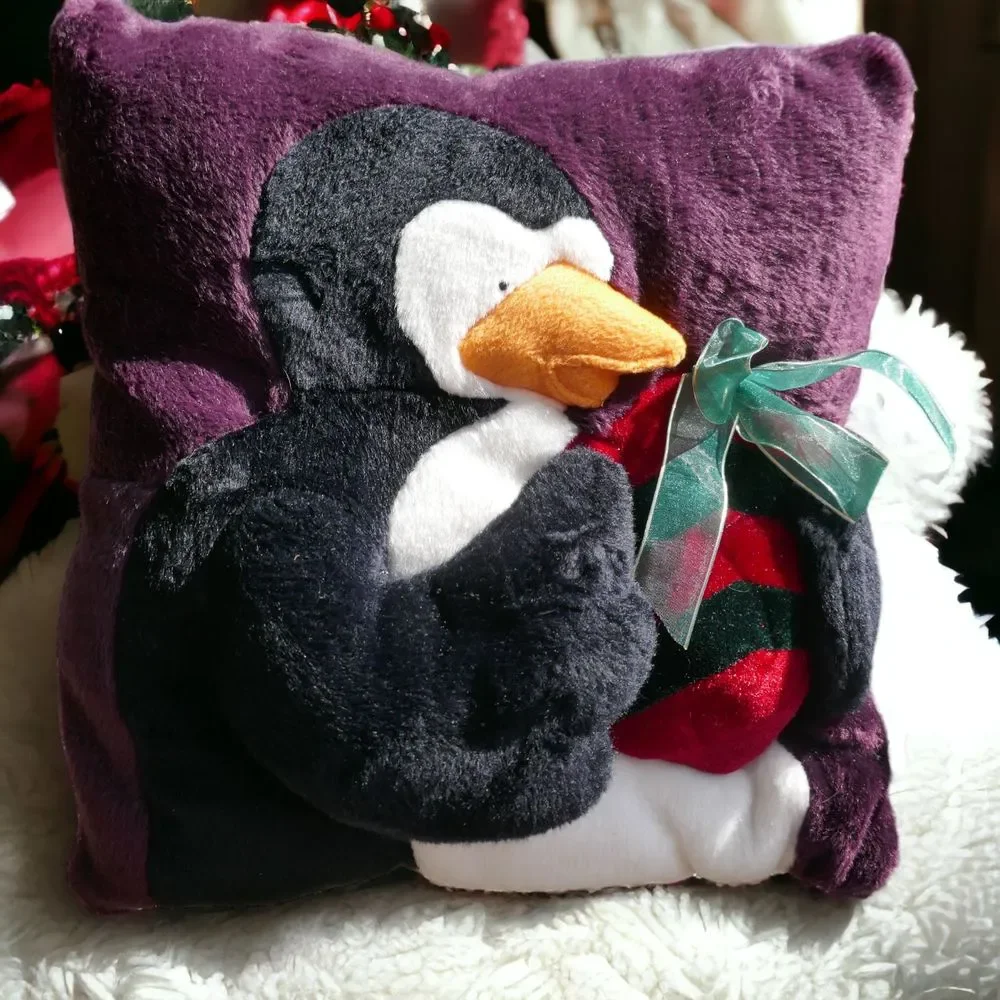 3-D Penguin Plush Pillow Christmas Winter Present Bow Purple 13 inch Vintage